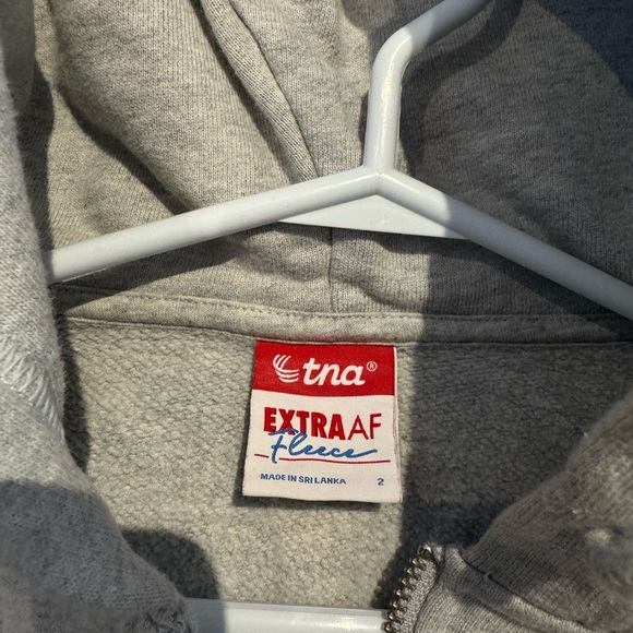 TNA Aritzia Cozy Fleece Grey Zip Up Sweater - Picture 2 of 2
